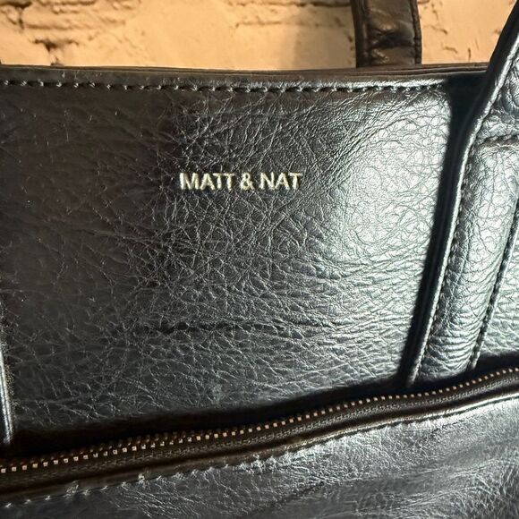 Matt & Nat Black Men Laptop Bag 14x14x3.5 - Picture 13 of 15